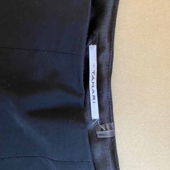 Tahari skirt, black with silver embroidery - Picture 5 of 8